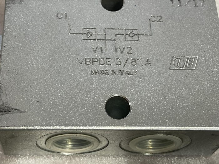 Гидрозамок двусторонний vbpde 3/8 тип А