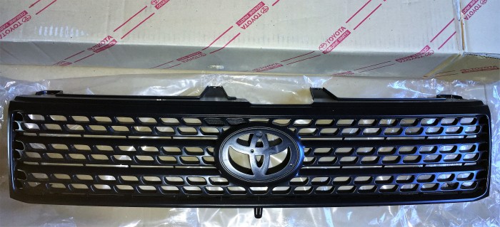 Решетка радиатора TOYOTA Probox 5311152170