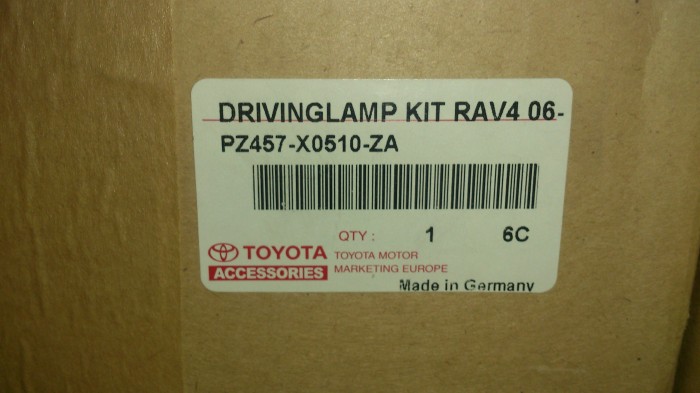 Фары противотуманные TOYOTA RAV4 06- PZ457X0510ZA