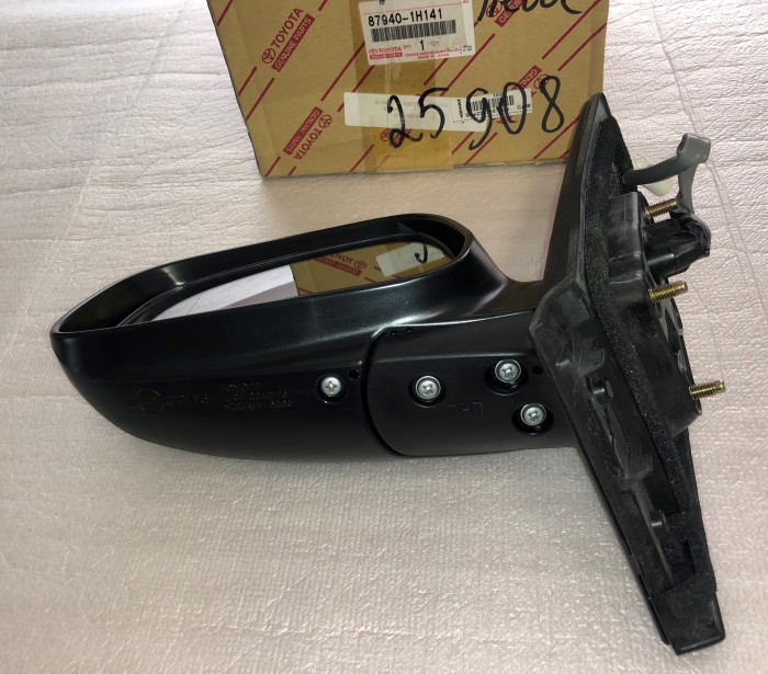 Зеркало наружное левое Toyota Corolla E12 2001-2006 879401H141