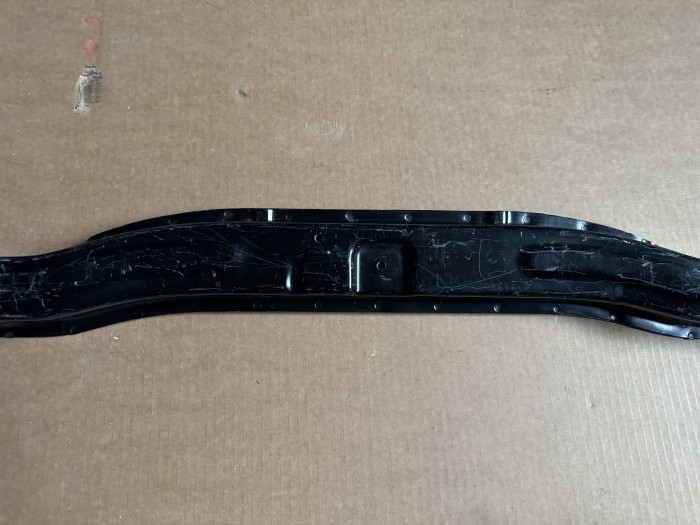 Поперечина рамки радиатора нижняя Toyota LAND CRUISER 80, Toyota LEXUS LX 450 5710460022