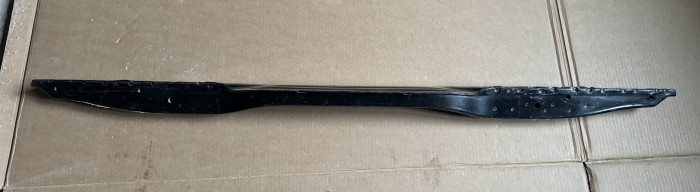 Поперечина рамки радиатора нижняя Toyota LAND CRUISER 80, Toyota LEXUS LX 450 5710460022