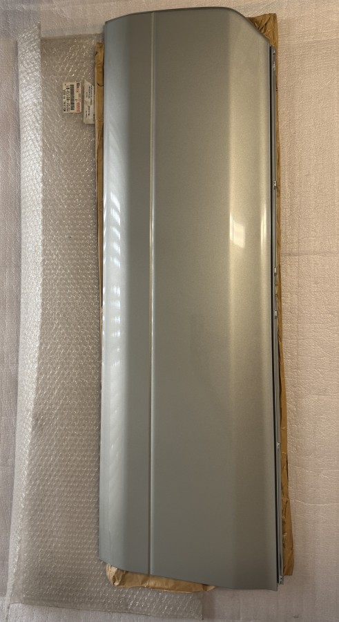 Молдинг двери передней правой Lexus GX470 7573160170B1