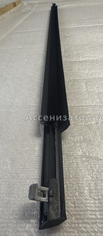 Молдинг TOYOTA Corolla Verso R10 7574064010